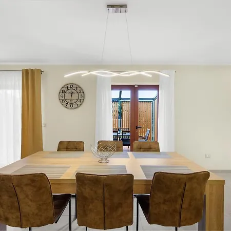 ゲストハウス Stanko 3*