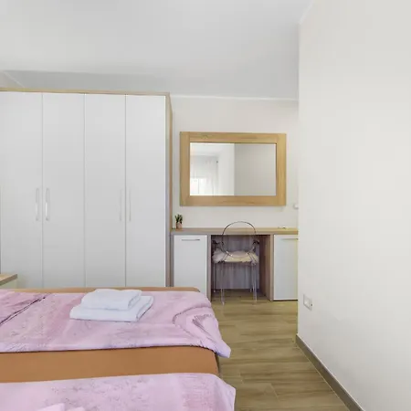 Guest house Stanko Vrvari